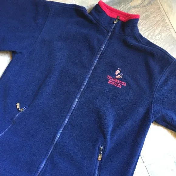 Yellowstone N.P. Fleece Jacket (like NEW) - Picture 9 of 10